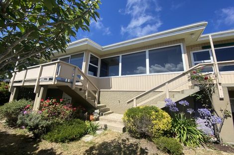 Photo of property in 11 Cornwall Street, Vauxhall, Dunedin, 9013