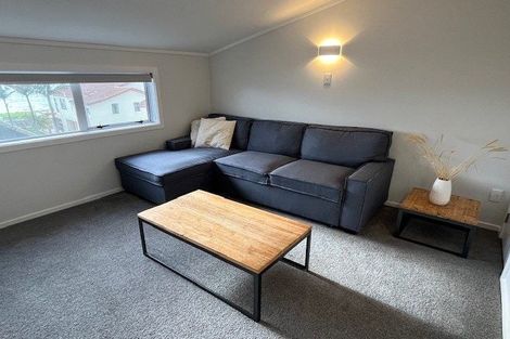 Photo of property in 49b The Esplanade, Eastern Beach, Auckland, 2012