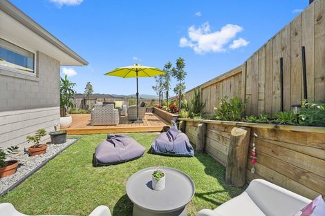 Photo of property in 4 Herring Place, Omokoroa, 3114