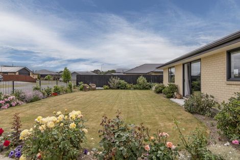 Photo of property in 16 Cressy Place, Darfield, 7510