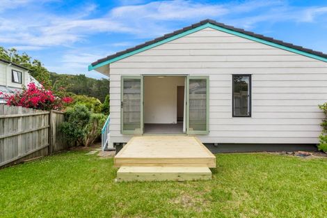 Photo of property in 44 Hale Crescent, Bayview, Auckland, 0629