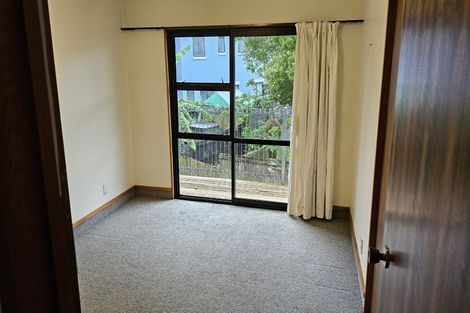 Photo of property in 30 Penning Road, Castor Bay, Auckland, 0620