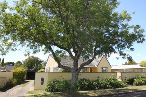 Photo of property in 9 Currie Street, Greenmeadows, Napier, 4112