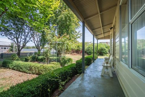 Photo of property in 16 Lennox Street, Winchester, 7985