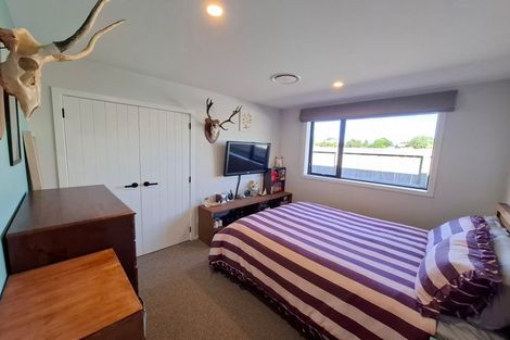 Photo of property in 5 Wheki Lane, Inglewood, 4330