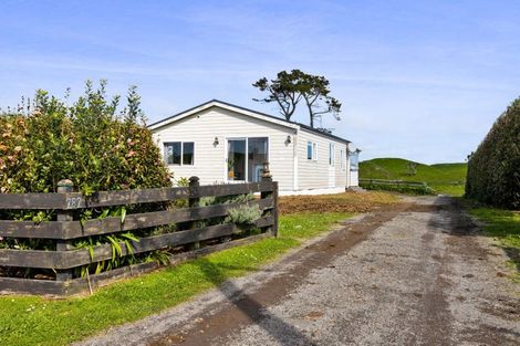Photo of property in 282 Warea Road, Warea, New Plymouth, 4381