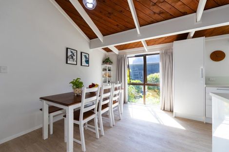 Photo of property in 7 Avenue Road, Greenmeadows, Napier, 4112