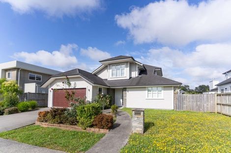 Photo of property in 71 Milano Boulevard, Karaka, Papakura, 2113