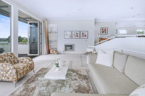 Photo of property in 75a Lake Domain Drive, Frankton, Hamilton, 3204