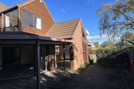 Photo of property in 9a Phoenix Avenue, Hokowhitu, Palmerston North, 4410