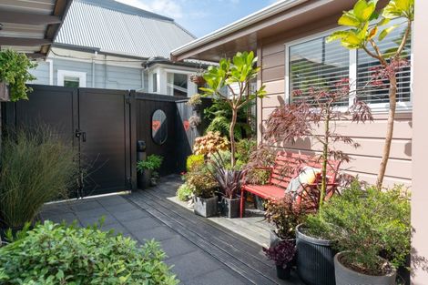 Photo of property in 24b Roy Street, Newtown, Wellington, 6021