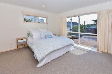 Photo of property in 17 Manara Place, The Gardens, Auckland, 2105