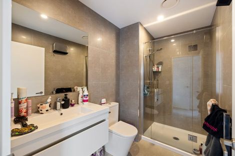 Photo of property in 5/104 Peterborough Street, Christchurch Central, Christchurch, 8013