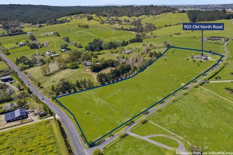 Photo of property in 903 Old North Road, Waimauku, 0882