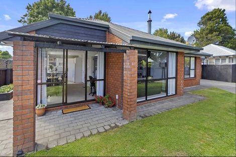 Photo of property in 2/294 Wairakei Road, Bryndwr, Christchurch, 8053