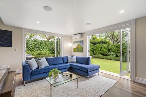 Photo of property in 73 Hinemoa Street, Birkenhead, Auckland, 0626