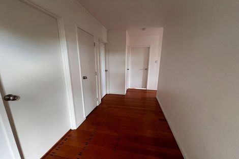 Photo of property in 2/110 Sylvan Avenue, Northcote, Auckland, 0627