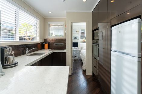 Photo of property in 24b Roy Street, Newtown, Wellington, 6021