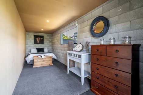 Photo of property in 53 Queen Street, Winton, 9720