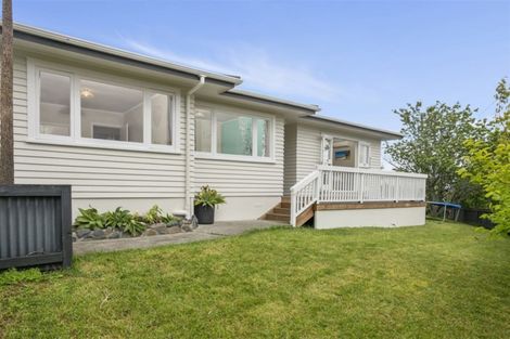 Photo of property in 31 Sunnyside Road, Sunnyvale, Auckland, 0612