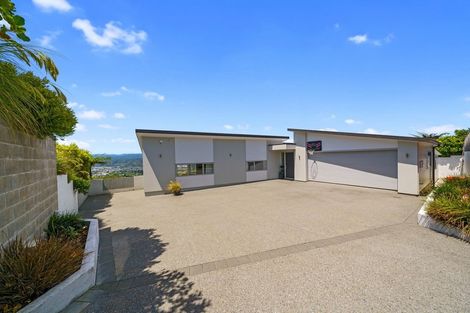 Photo of property in 34 Arahiwi Grove, Tirohanga, Lower Hutt, 5010