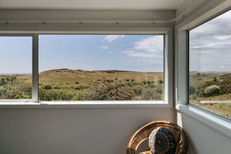 Photo of property in 1343 Papamoa Beach Road, Papamoa Beach, Papamoa, 3118