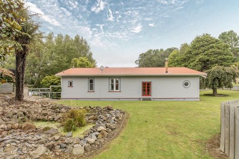Photo of property in 1344 Ngapaeruru Road, Te Uri, Dannevirke, 4973