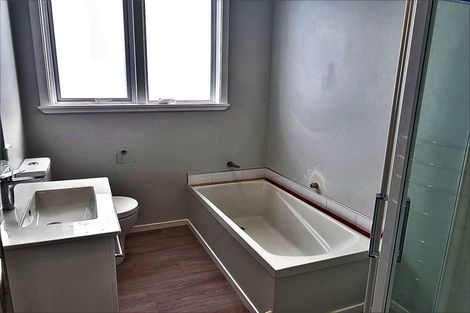 Photo of property in 15 Trent Street, Island Bay, Wellington, 6023