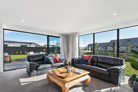 Photo of property in 11 Westmere Mews, West Melton, 7618