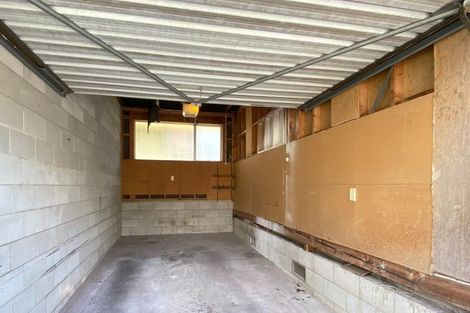 Photo of property in 1/12 Newstead Avenue, Browns Bay, Auckland, 0632