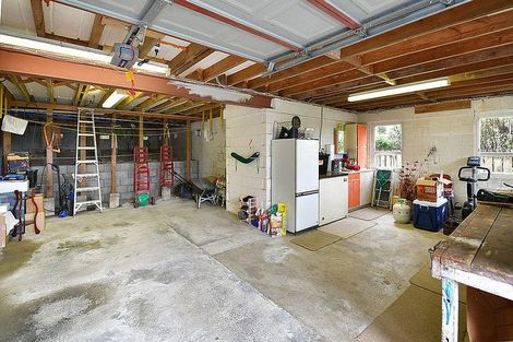 Photo of property in 12 Nelson Street, Helensville, 0800
