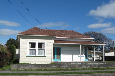 Photo of property in 33 Cuba Street, Marton, 4710