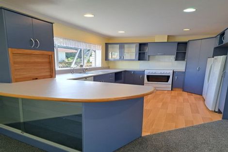 Photo of property in 148 Tukapa Street, Westown, New Plymouth, 4310