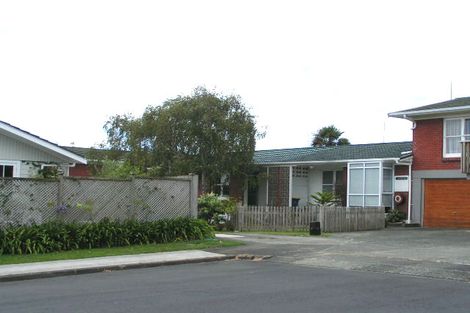 Photo of property in 1/32 Northumberland Avenue, Belmont, Auckland, 0622
