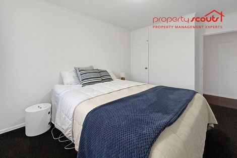 Photo of property in 2 May Avenue, Te Atatu South, Auckland, 0610