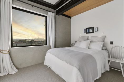 Photo of property in 9 Sutherland Avenue, Mount Maunganui, 3116