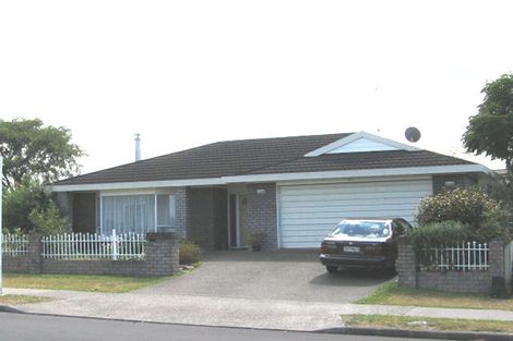 Photo of property in 17 Picasso Drive, West Harbour, Auckland, 0618