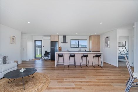 Photo of property in 290 Harbour Drive, Matarangi, Whitianga, 3592