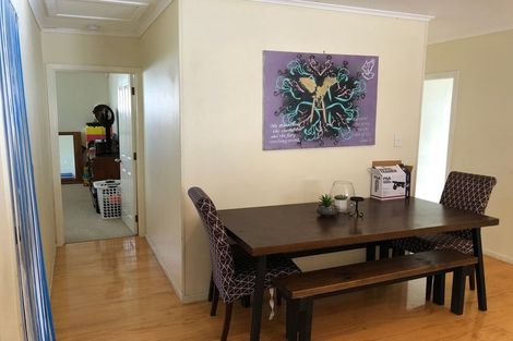Photo of property in 9 Kent Road, Manurewa, Auckland, 2102
