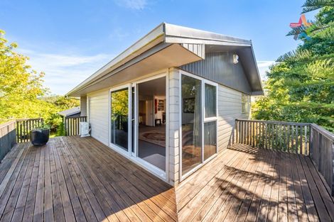 Photo of property in 172 Holborn Drive, Stokes Valley, Lower Hutt, 5019