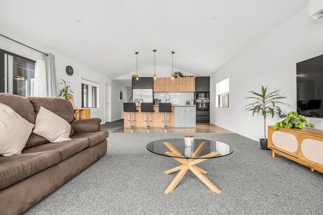 Photo of property in 7 Whale Bay Rise, Gulf Harbour, Whangaparaoa, 0930