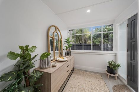 Photo of property in 17 Lionel Street, Avonside, Christchurch, 8061