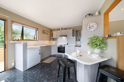 Photo of property in 2/5 Highlight Parade, Te Atatu South, Auckland, 0610