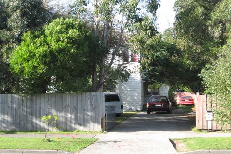 Photo of property in 355 Cambridge Terrace, Naenae, Lower Hutt, 5011