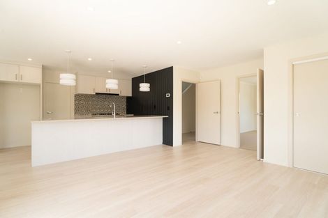 Photo of property in 31 Farnworth Terrace, Churton Park, Wellington, 6037