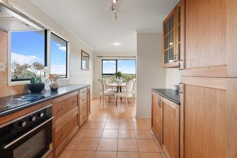 Photo of property in 29 Lewisham Street, Highland Park, Auckland, 2010