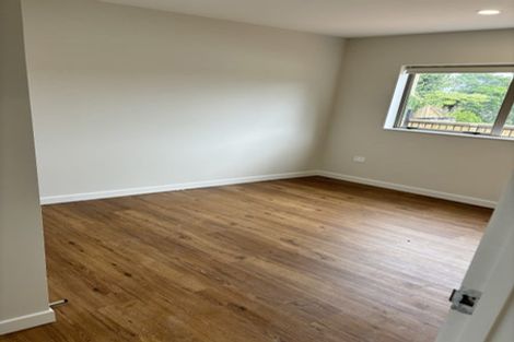 Photo of property in 17c Balmain Road, Birkenhead, Auckland, 0626