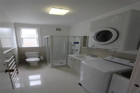 Photo of property in 360-362 Adelaide Road, Newtown, Wellington, 6021