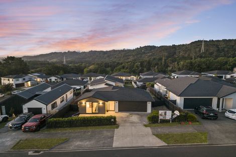 Photo of property in 43 Jeroboam Loop, Kumeu, 0810
