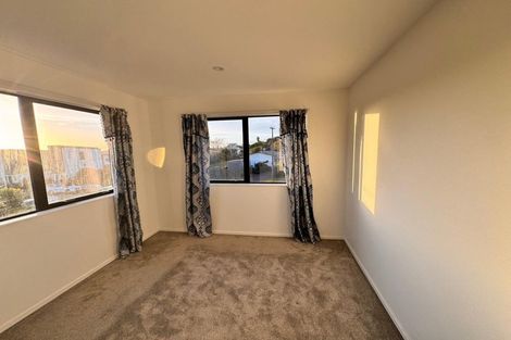 Photo of property in 38c Routley Drive, Glen Eden, Auckland, 0602
